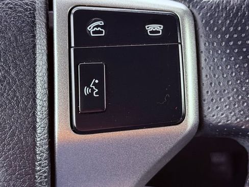 Used 2011 Toyota 4Runner Limited AWD/4WD image 38