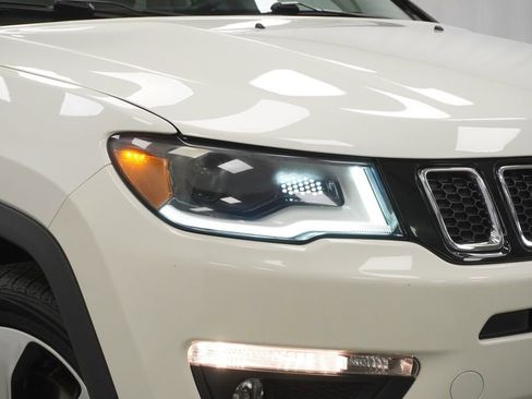Certified 2020 Jeep Compass Latitude image 5