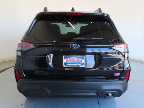 New 2026 Subaru Forester Premium image 5