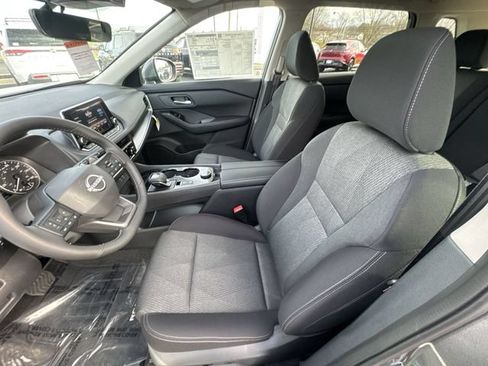 Certified 2026 Nissan Rogue SV w/ Cold Weather Package AWD/4WD image 11