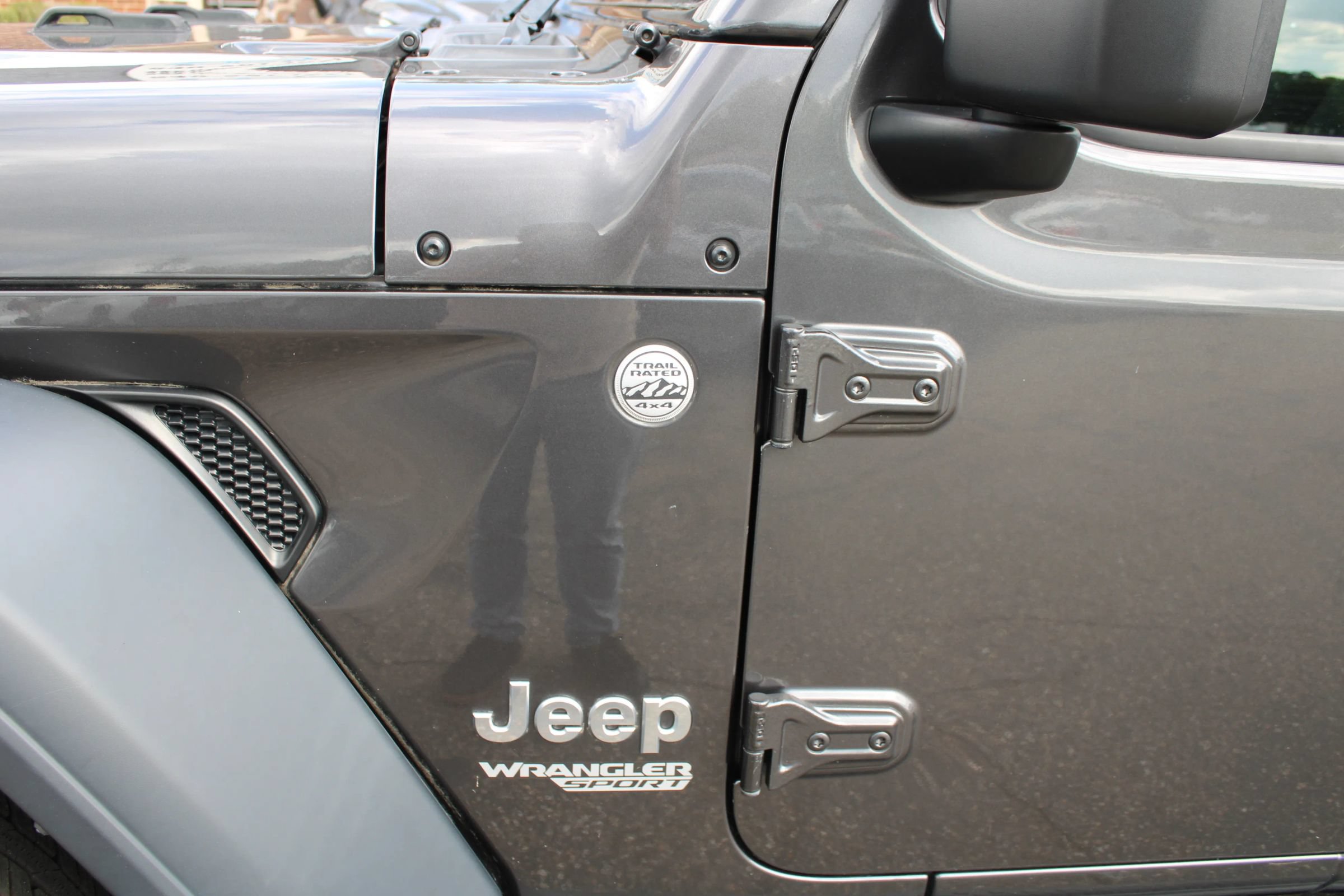 Used 2015 Jeep Wrangler Unlimited Sport AWD/4WD image 29