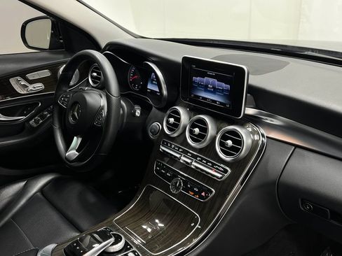 Used 2015 Mercedes-Benz C 300 4MATIC Sedan image 20