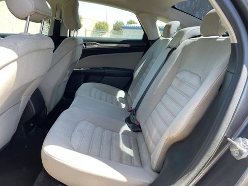Used 2017 Ford Fusion S FWD image 18