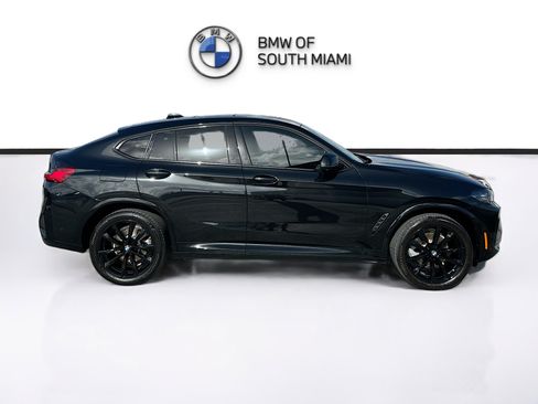 Used 2025 BMW X4 xDrive30i w/ M Sport Package AWD/4WD image 8