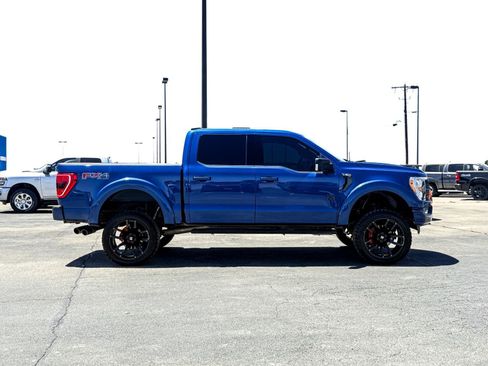 Used 2022 Ford F150 XLT w/ Equipment Group 302A High AWD/4WD image 8