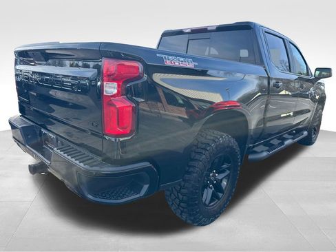 Used 2020 Chevrolet Silverado 1500 LT Trail Boss w/ Midnight Edition image 10