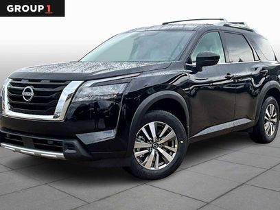New 2025 Nissan Pathfinder SL