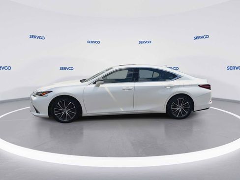 Used 2022 Lexus ES 350 w/ Luxury Package FWD image 5