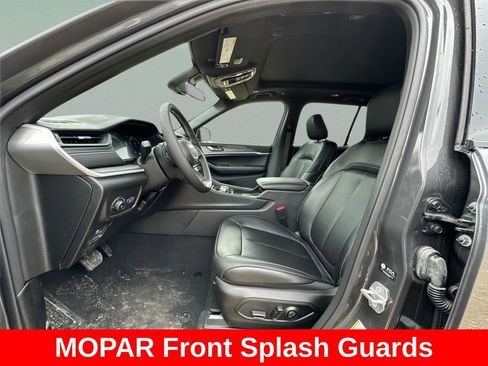 New 2026 Jeep Grand Cherokee Limited w/ Limited Altitude Package RWD image 10