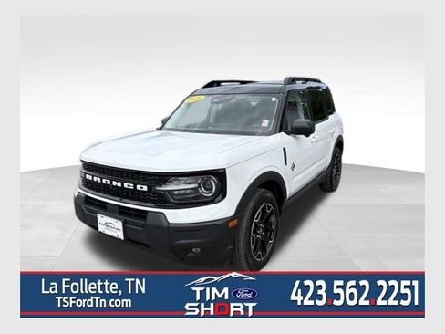 Used 2025 Ford Bronco Sport Outer Banks w/ Outer Banks Tech Package+ AWD/4WD image 1