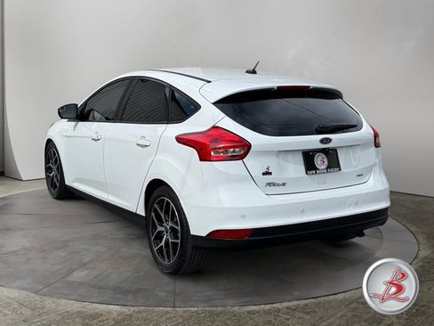 Used 2018 Ford Focus SEL FWD image 5