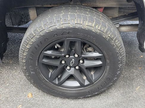 Used 2022 Chevrolet Silverado 1500 LT Trail Boss w/ Convenience Package II image 33