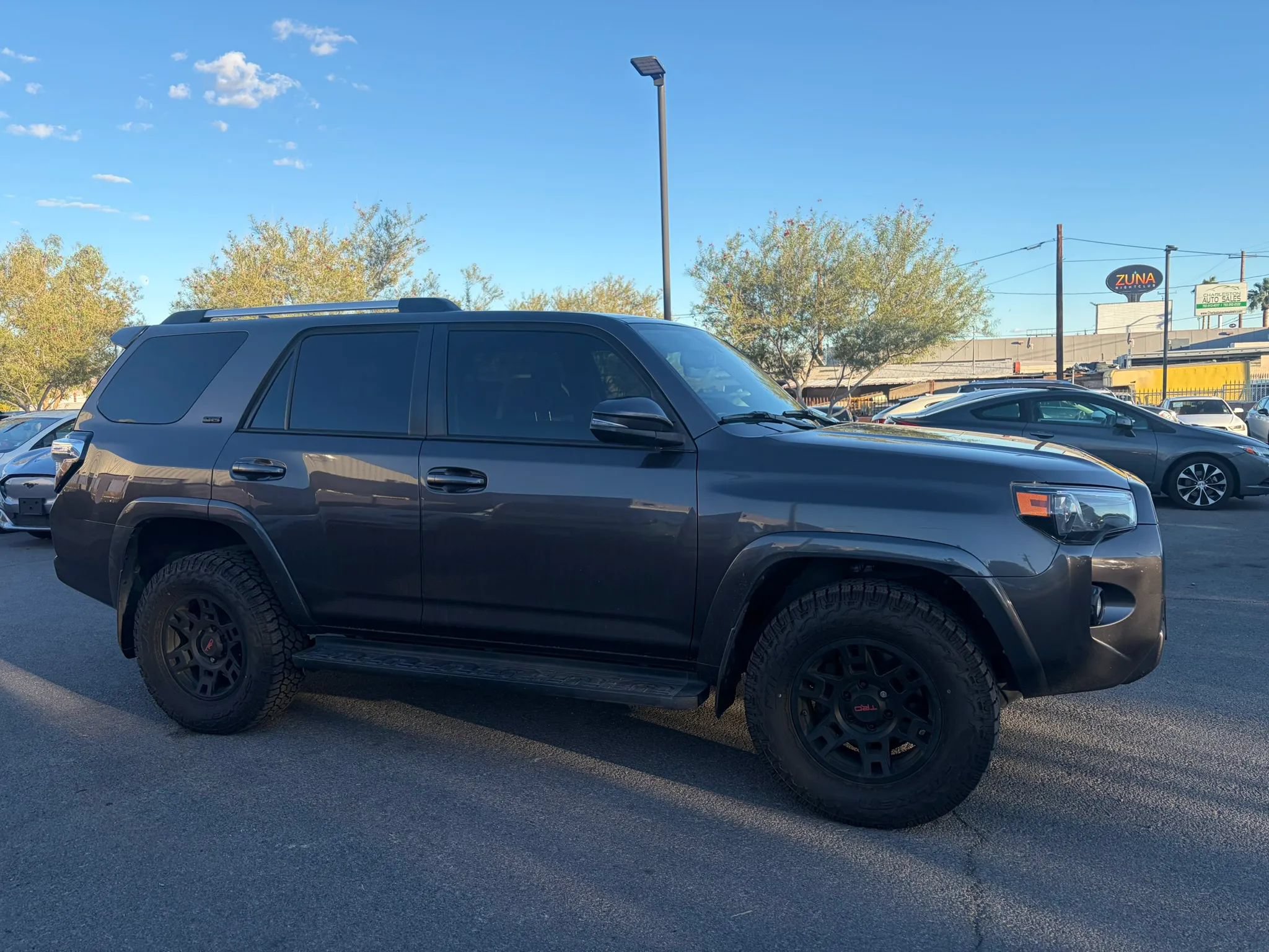 Used 2019 Toyota 4Runner SR5 Premium AWD/4WD image 5