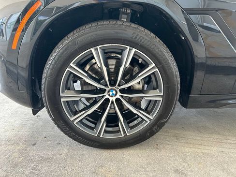 Used 2025 BMW X6 xDrive40i AWD/4WD image 17