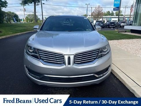 Used 2016 Lincoln MKX Reserve w/ Technology Package AWD/4WD image 2