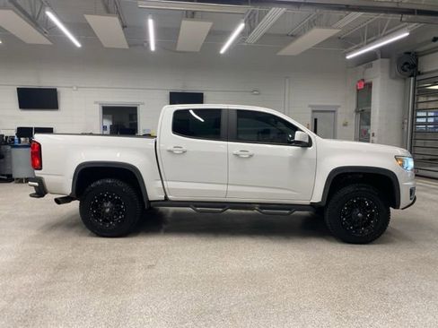 Used 2015 Chevrolet Colorado Z71 image 4