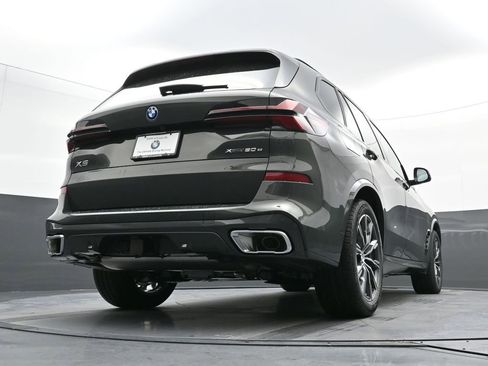 New 2026 BMW X5 xDrive50e w/ M Sport Package AWD/4WD image 29
