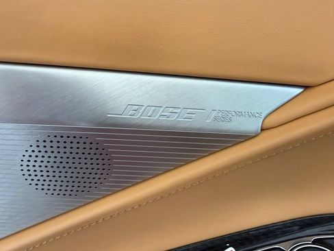 Used 2021 Chevrolet Corvette Stingray Premium Conv w/ Z51 Performance Package RWD image 29