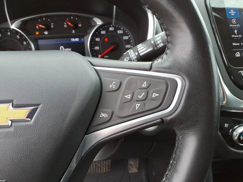 Used 2022 Chevrolet Equinox Premier image 22