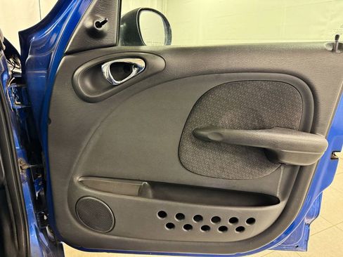 Used 2003 Chrysler PT Cruiser FWD image 17