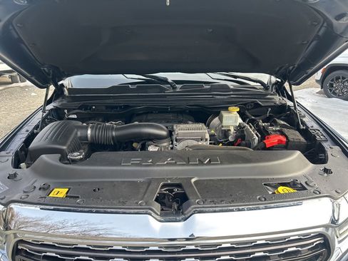 Used 2022 RAM 1500 Limited image 11
