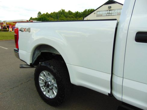Used 2020 Ford F250 XLT w/ Snow Plow Prep Package AWD/4WD image 38