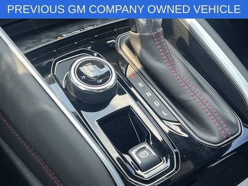 Used 2025 Chevrolet Colorado Z71 w/ Technology Package AWD/4WD image 29