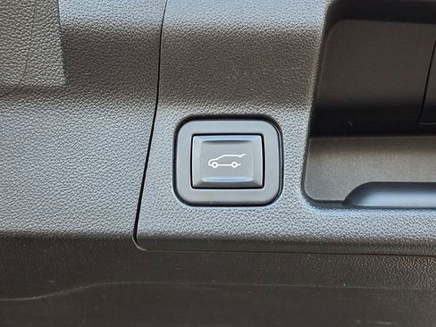 Used 2019 GMC Acadia SLT image 31