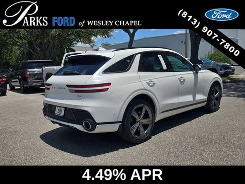 Used 2023 Genesis GV70 2.5T w/ Sport Prestige Package AWD/4WD image 4