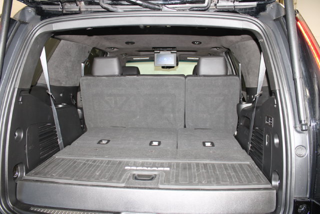 Used 2020 Cadillac Escalade Platinum AWD/4WD image 39