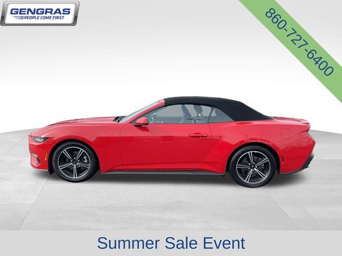 Used 2025 Ford Mustang Premium RWD image 5