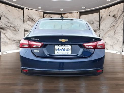 Used 2021 Chevrolet Malibu LT image 4