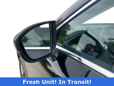 Used 2023 INFINITI QX60 Luxe AWD/4WD image 19
