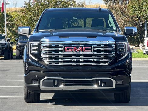 New 2026 GMC Sierra 1500 Denali w/ Denali Reserve Package image 10