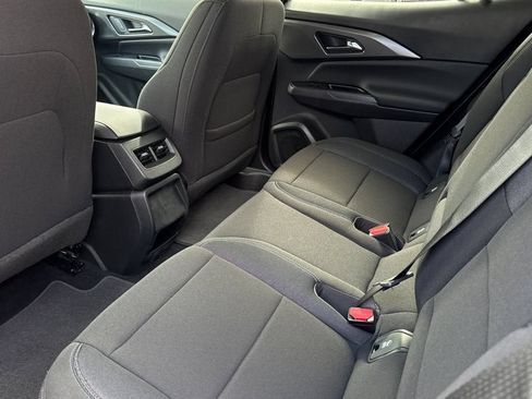 New 2026 Chevrolet Equinox EV LT FWD image 12