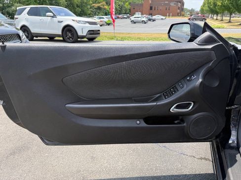 Used 2015 Chevrolet Camaro LT RWD image 20
