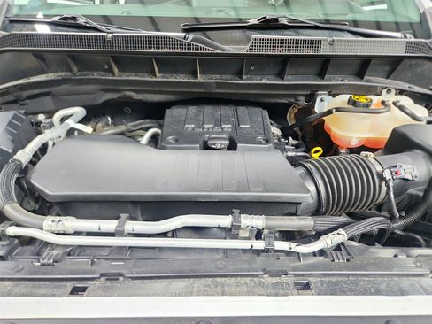 Used 2024 Chevrolet Silverado 1500 Custom image 17