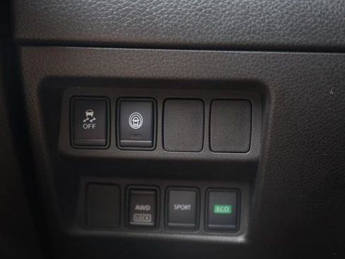 Used 2020 Nissan Rogue Sport S AWD/4WD image 19