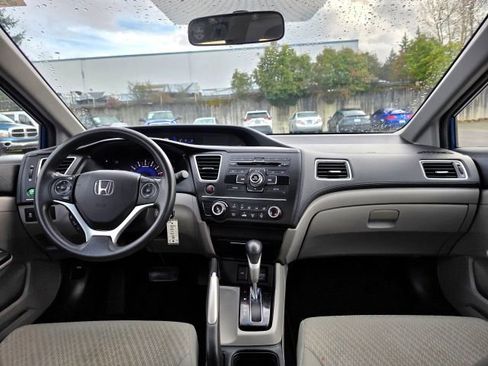 Used 2014 Honda Civic LX image 10