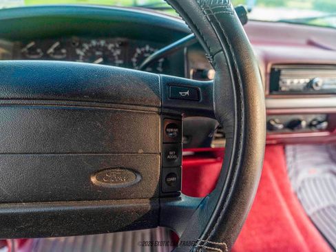 Used 1995 Ford Bronco XLT image 85