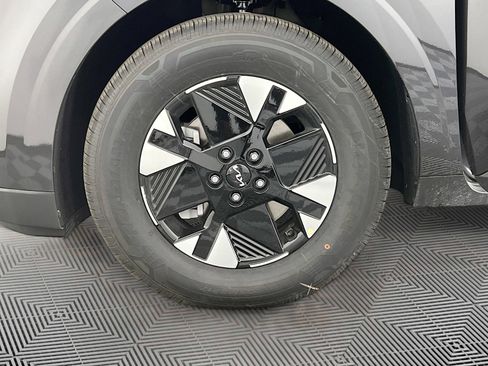 New 2026 Kia Carnival LXS FWD image 36