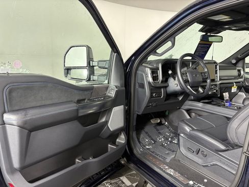 Certified 2025 Ford F350 Platinum image 13