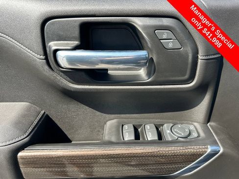 Used 2022 Chevrolet Silverado 1500 RST AWD/4WD image 13