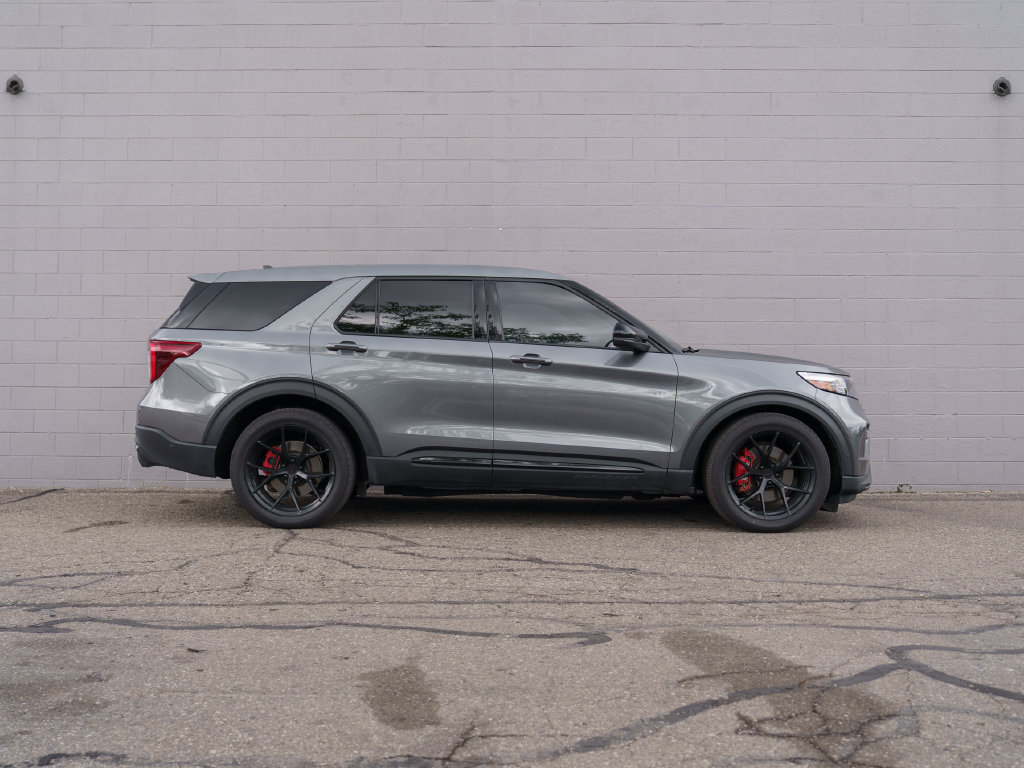 Used 2022 Ford Explorer ST w/ Equipment Group 401A AWD/4WD image 8