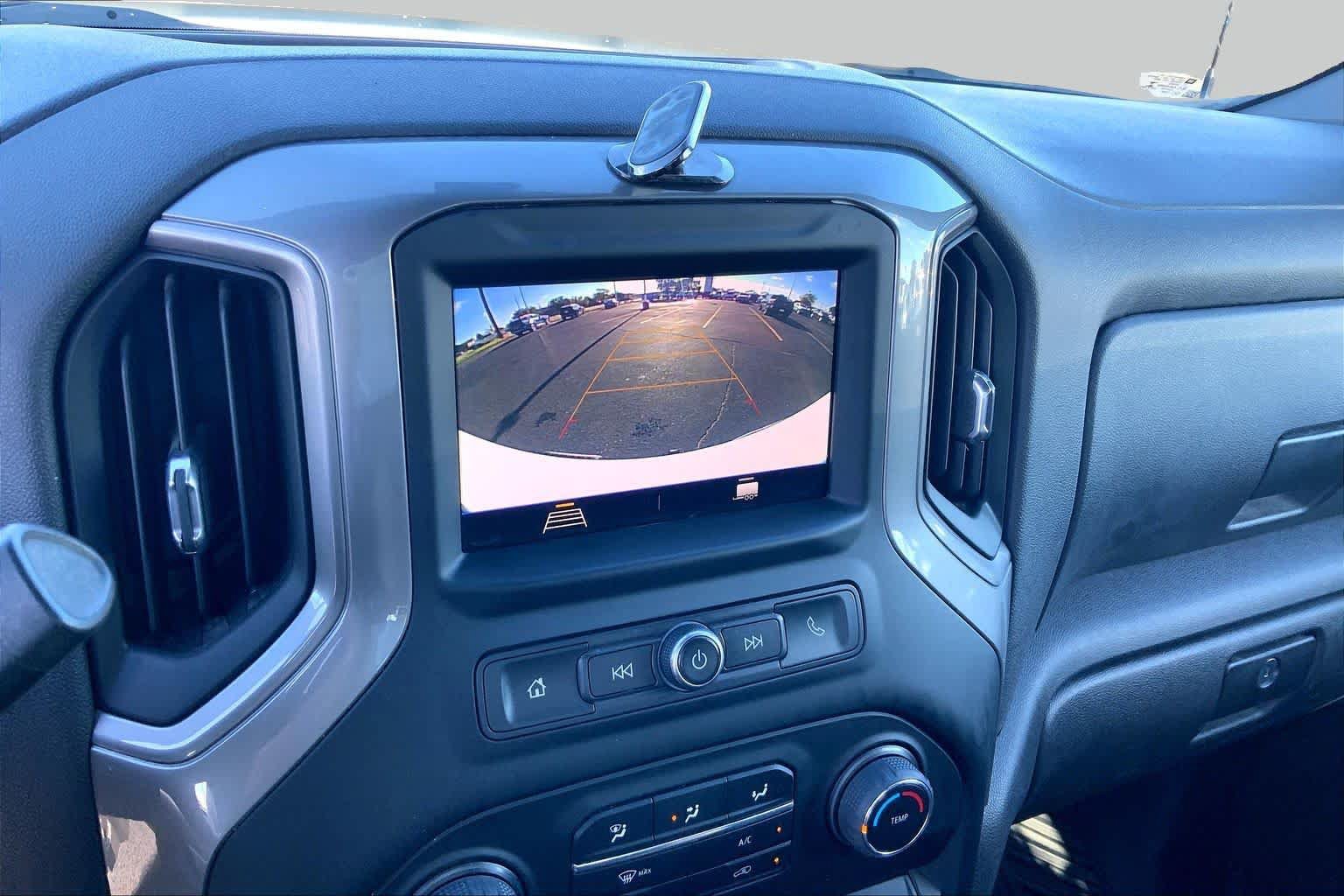 Used 2022 Chevrolet Silverado 1500 Custom AWD/4WD image 27