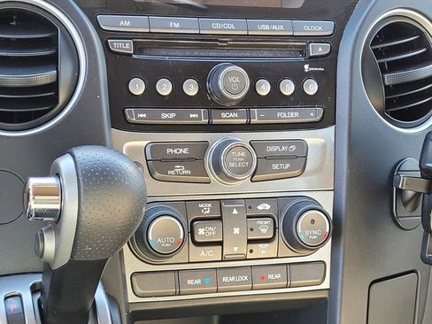 Used 2014 Honda Pilot LX image 14