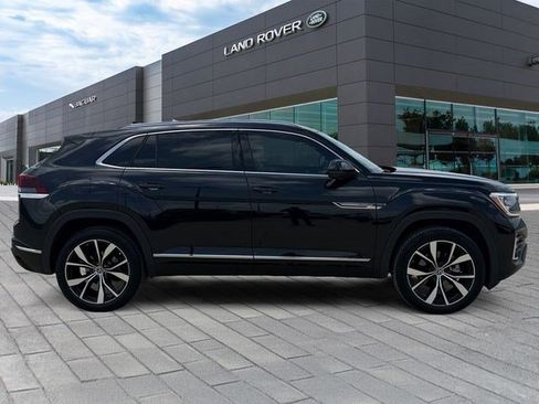 Used 2025 Volkswagen Atlas Cross Sport SEL Premium R-Line AWD/4WD image 6