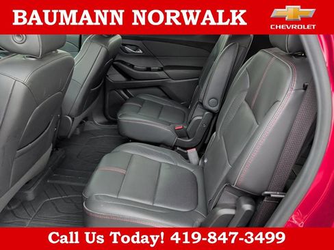 Used 2023 Chevrolet Traverse RS AWD/4WD image 27