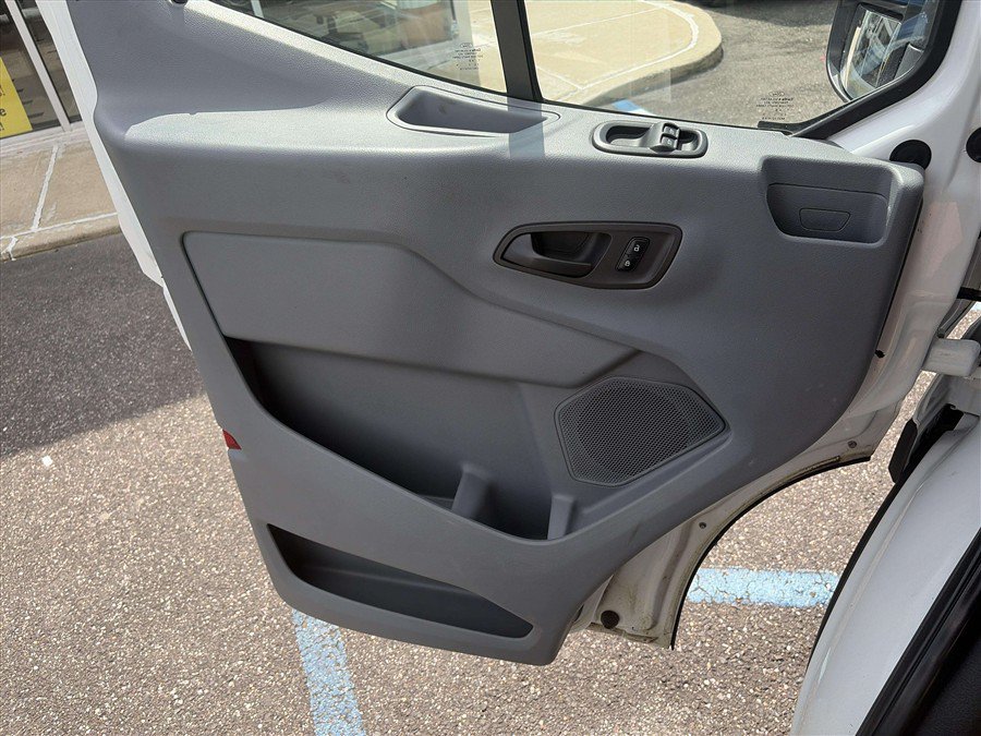Used 2018 Ford Transit 350 XL RWD image 21