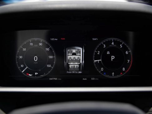 Used 2018 Land Rover Discovery HSE AWD/4WD image 48